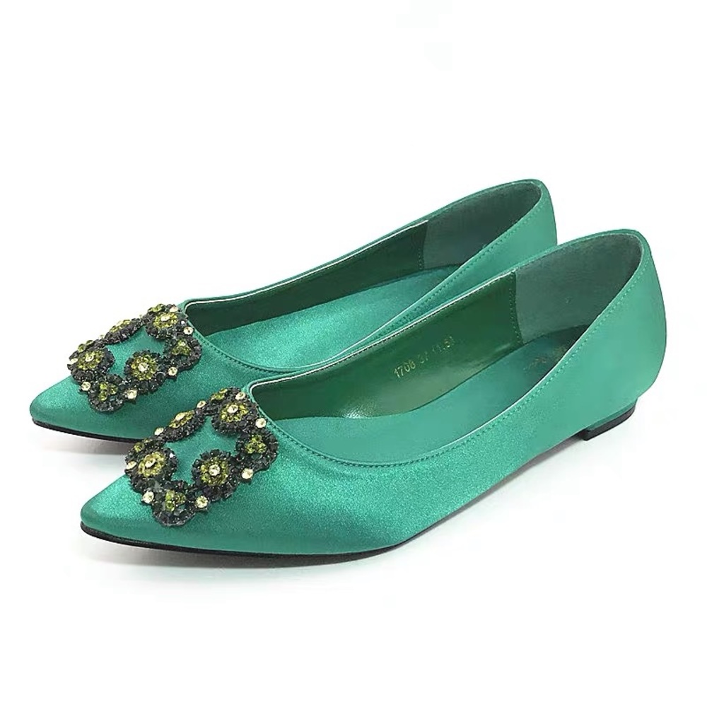 New Women’s Hangisi Green Satin Shoes Flats Heels Size US 9